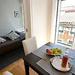 Downtown Apartments Bica *