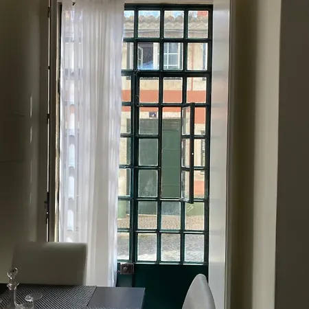 アパート Downtown Bica