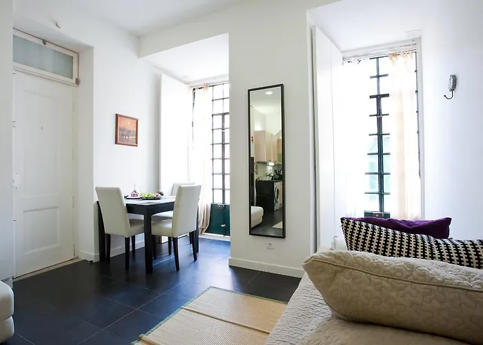 Downtown Bica Апартаменты *