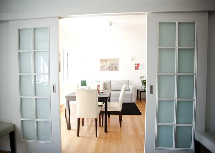 Апартаменты Downtown Bica Лиссабон