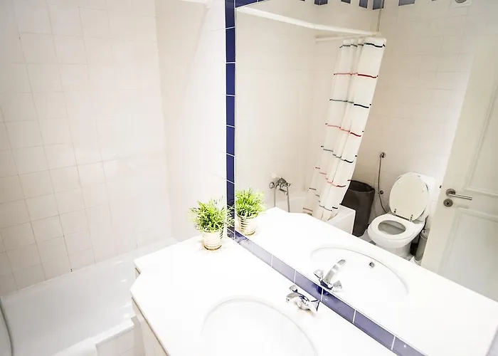 Апартаменты Downtown Bica *