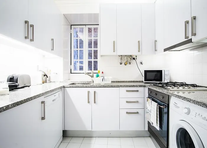 Апартаменты Downtown Bica