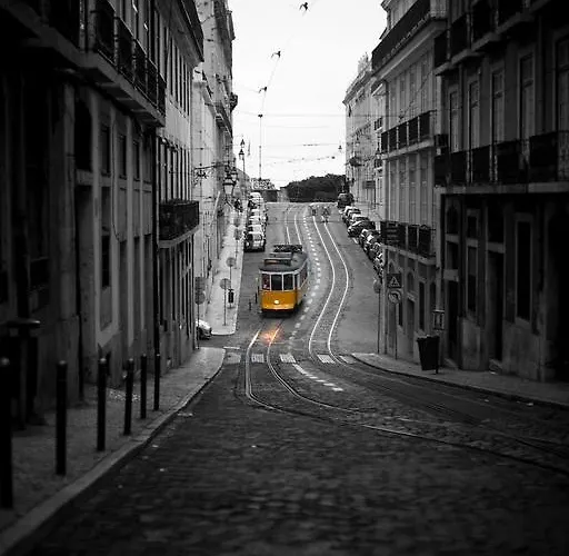 Downtown Bica Апартаменты Лиссабон