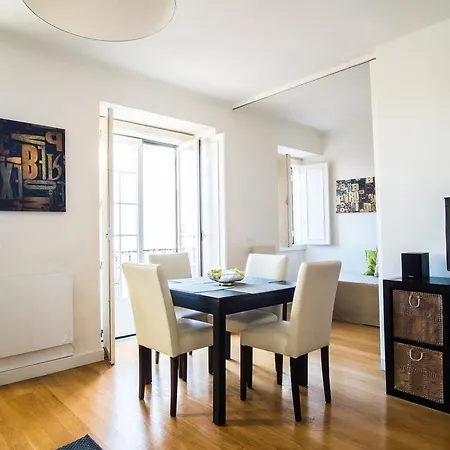 Downtown Bica Apartamento *