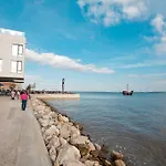 Διαμέρισμα Downtown Bica Lisboa